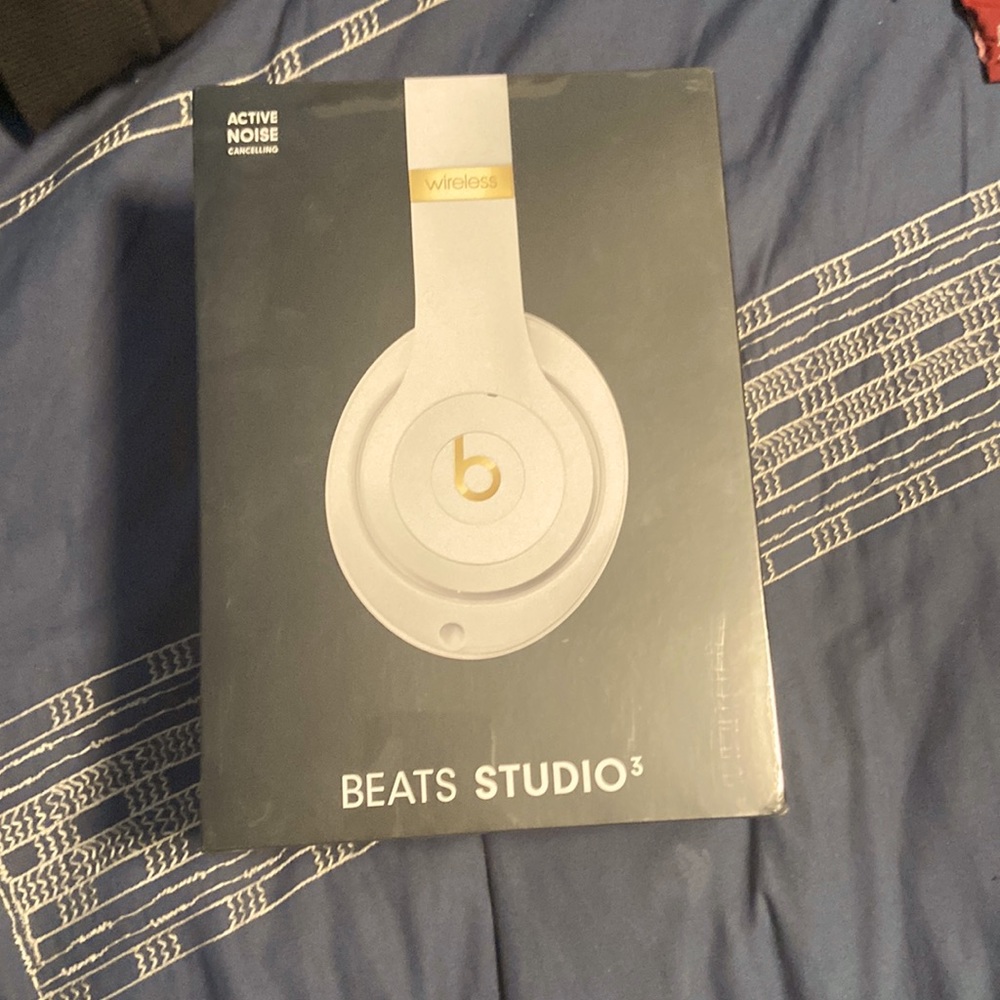 Selling Brand New Beats by Dre Beats Studio 3